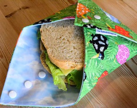 Sandwich in reusable wrapping